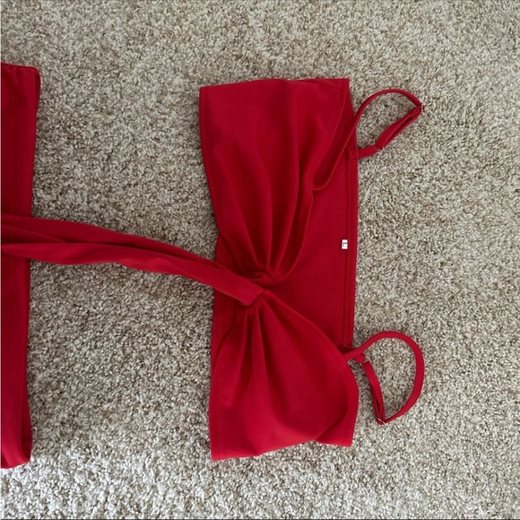 Amazon red set - Picture 3 of 5